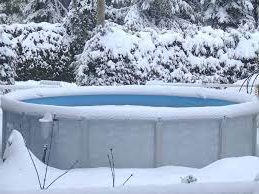 Comment hiverner une piscine hors-sol ?